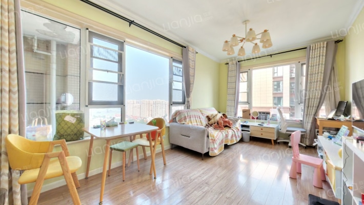 蓝光COCO金沙三期二手房实景图