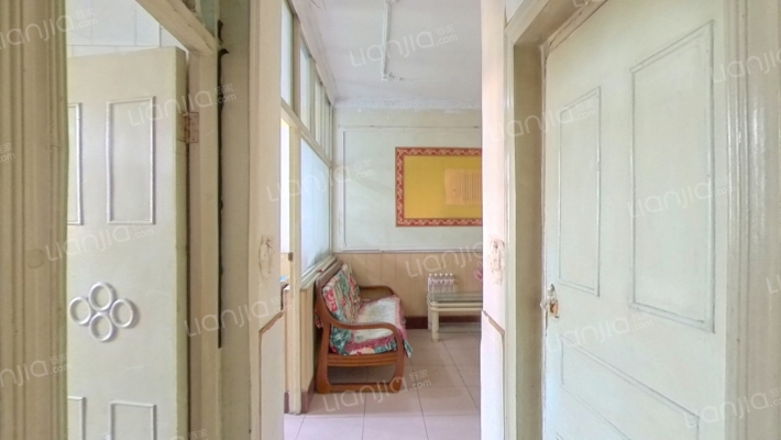 帽厂家属院二手房实景图