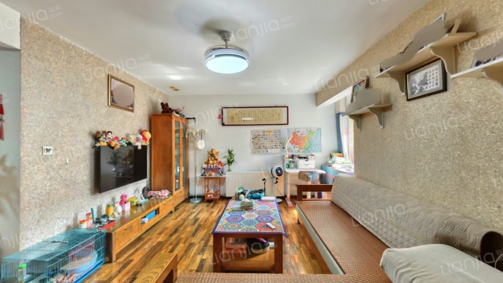 荣盛兰亭苑二手房实景图