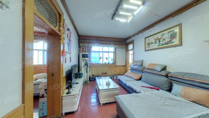 腾飞怡苑二手房实景图