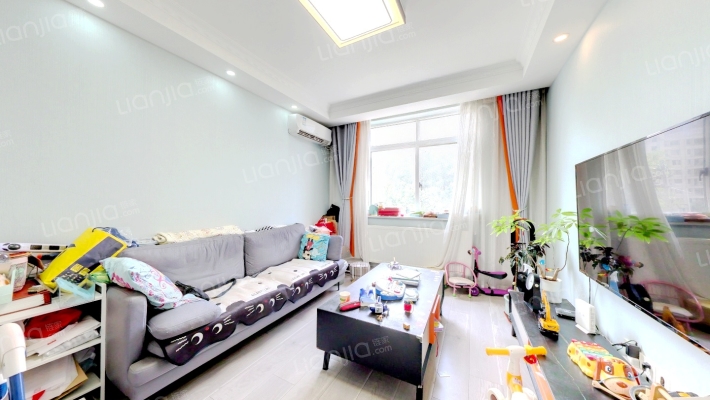 珠江路700-1号二手房实景图