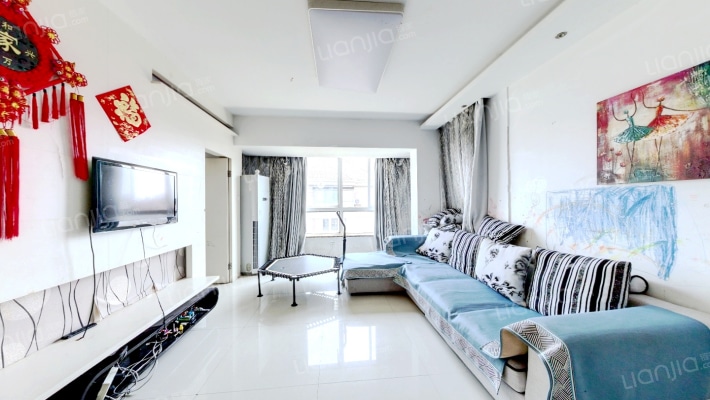 格兰春天三期二手房实景图