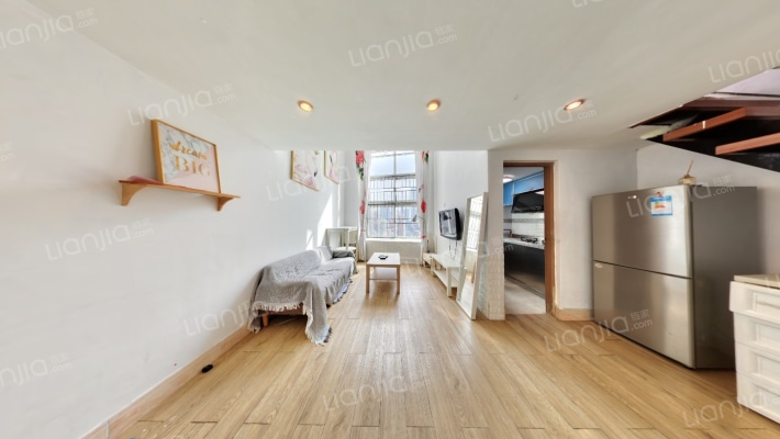 好来居二手房实景图