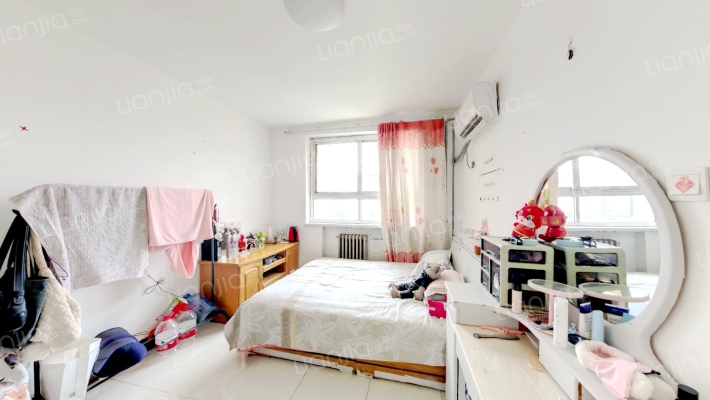 合作路201号二手房实景图