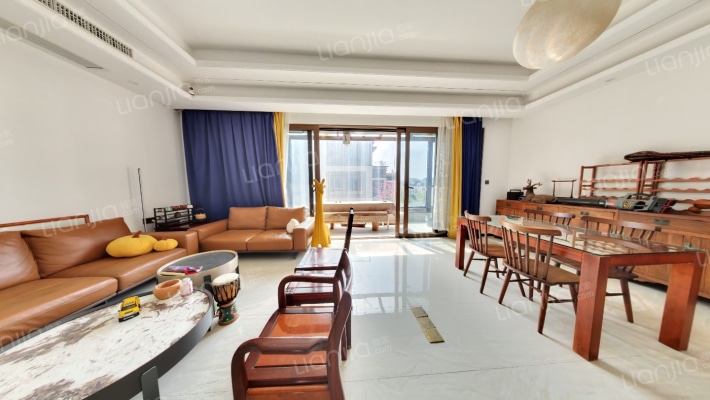 龙光城樾府二手房实景图