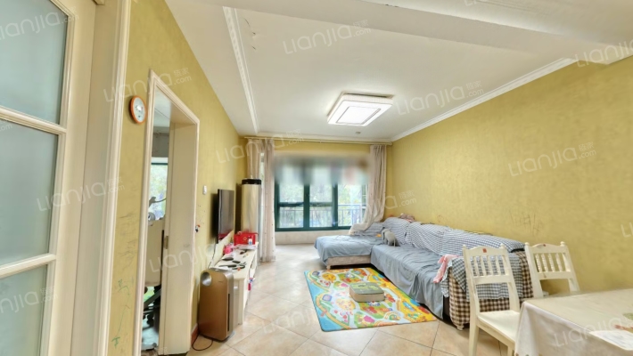 隆景华庭二手房实景图