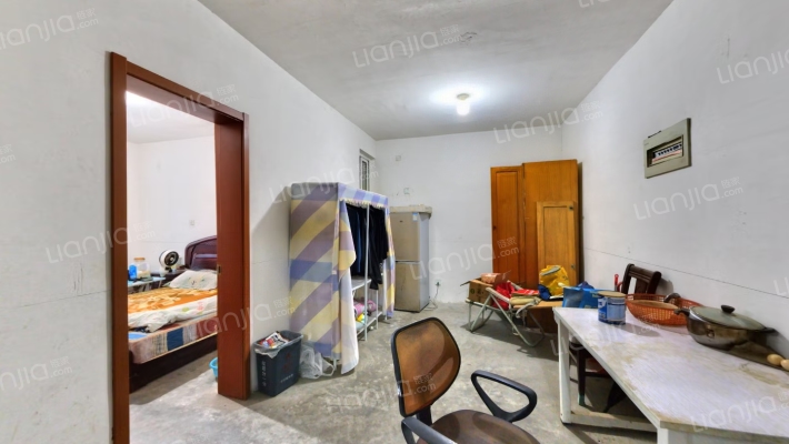 培江园西区二手房实景图