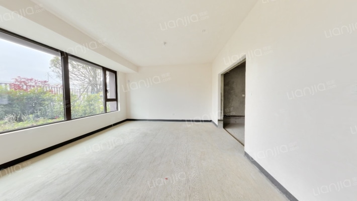 龙湖光年天序二手房实景图