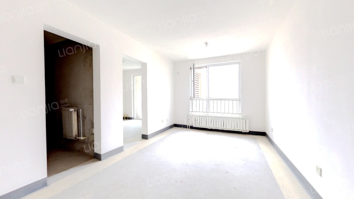 青建宜昌新苑二手房实景图