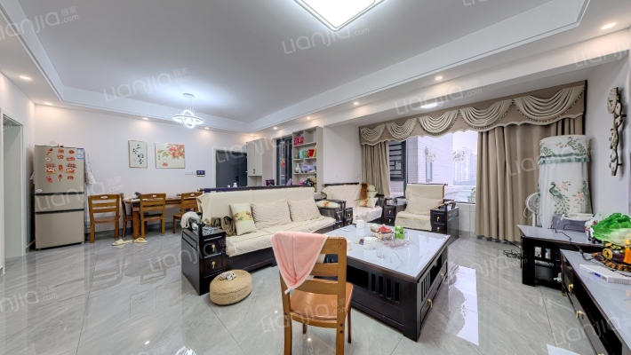 滨江新城二手房实景图