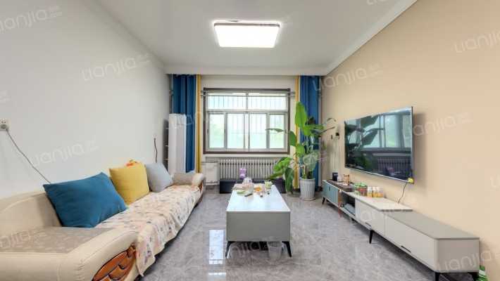 温泉小区二手房实景图