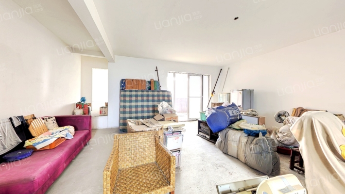 湖光山色二手房实景图