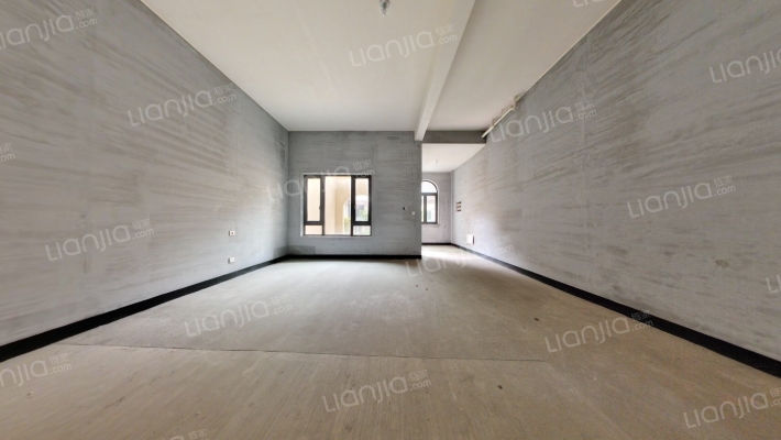 东原湖光樾墅二手房实景图