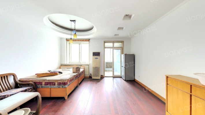 船舶公寓二手房实景图