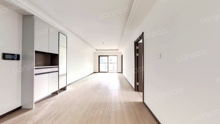 万科城阅峰上二手房实景图