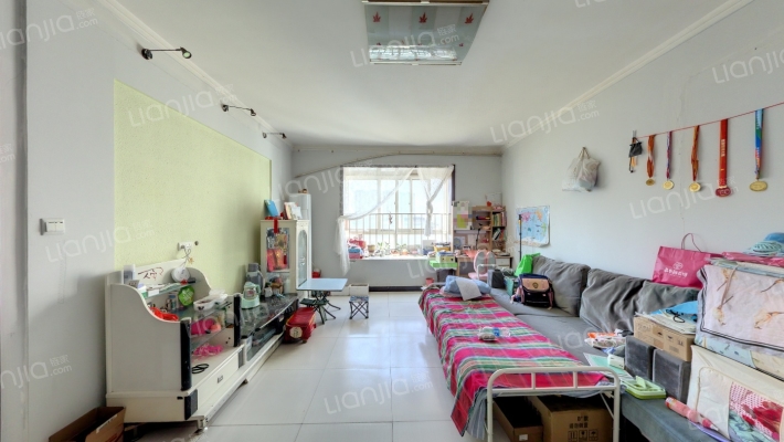 航建设五号院高层住宅楼小区二手房实景图