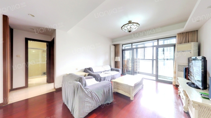 名门河滨花园二手房实景图