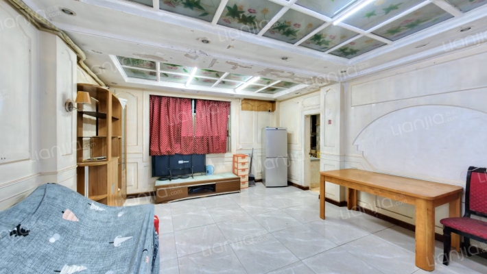 黄鹤小区二手房实景图