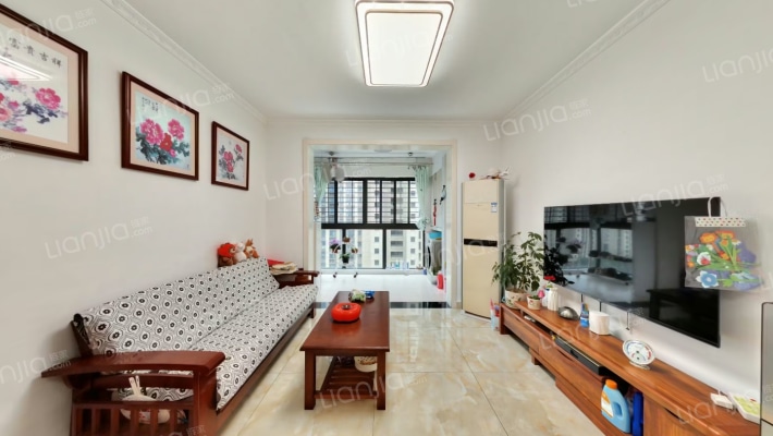 绿地瞰湖生活广场二手房实景图