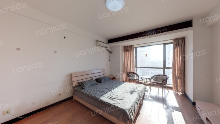 亚洲时尚公寓二手房实景图