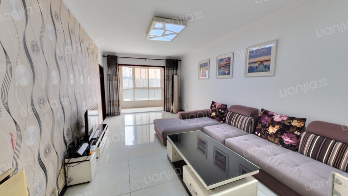 宏府鹍翔九天E区二手房实景图