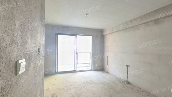 泛华新城二手房实景图