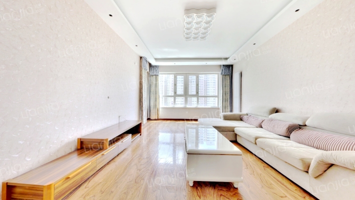 群力家园S区二手房实景图