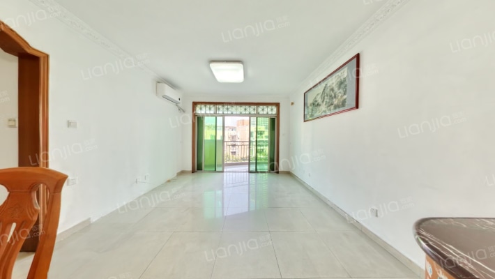 信义假日名城博雅园二手房实景图