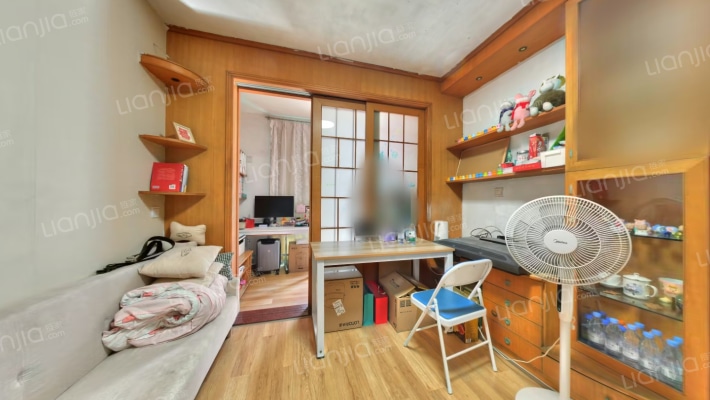 汇龙花园二手房实景图