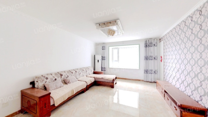 水岸华府二手房实景图