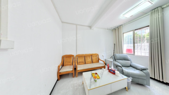 走马岗铁路宿舍二手房实景图