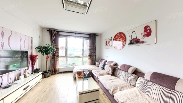 雁谷岚山一期二手房实景图