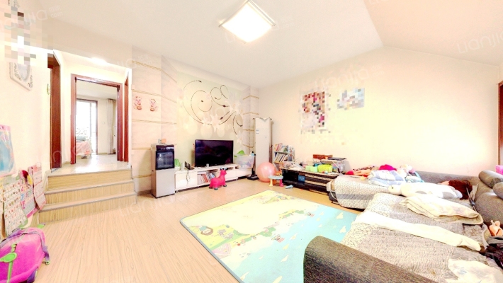 西湖美景二手房实景图