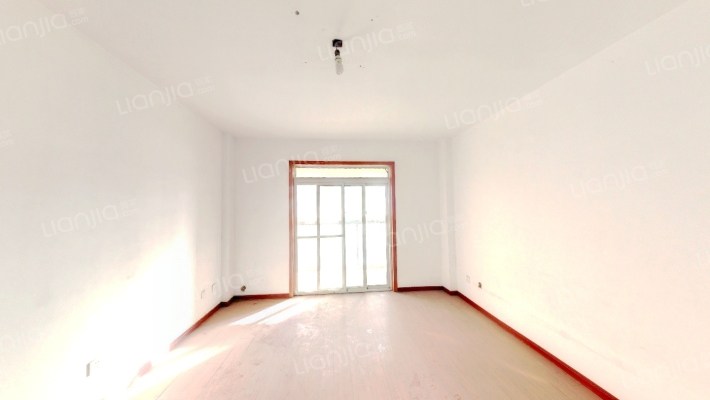 京九铁路新村二手房实景图