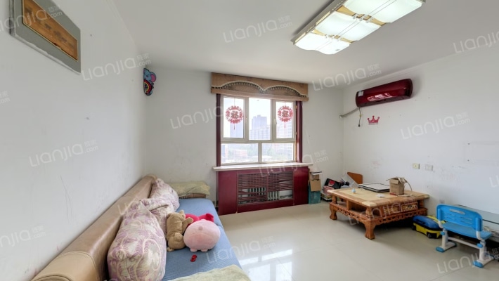 秀岭居小区二手房实景图