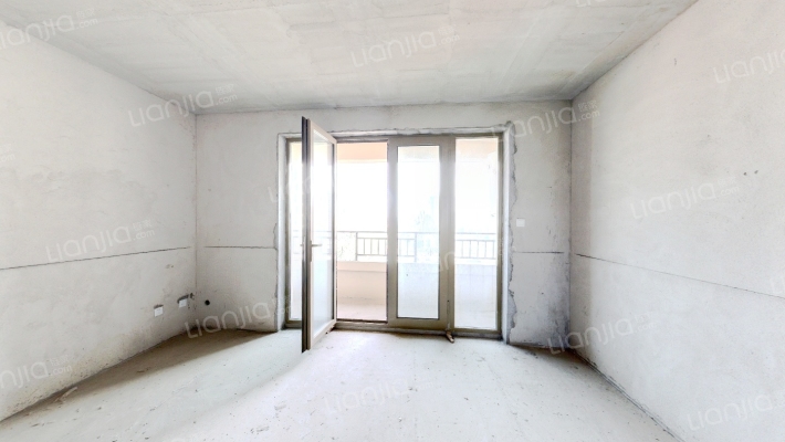 天山熙湖三期二手房实景图