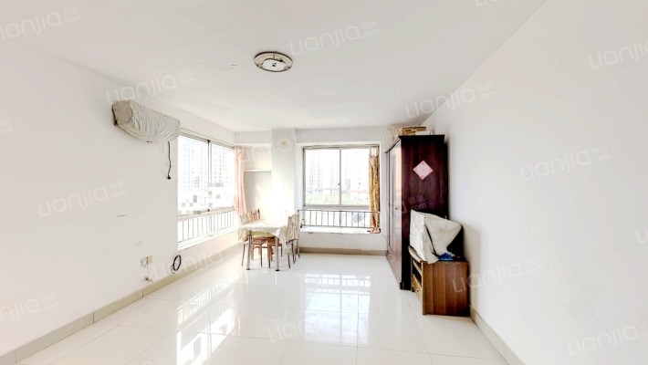 白金花园二手房实景图