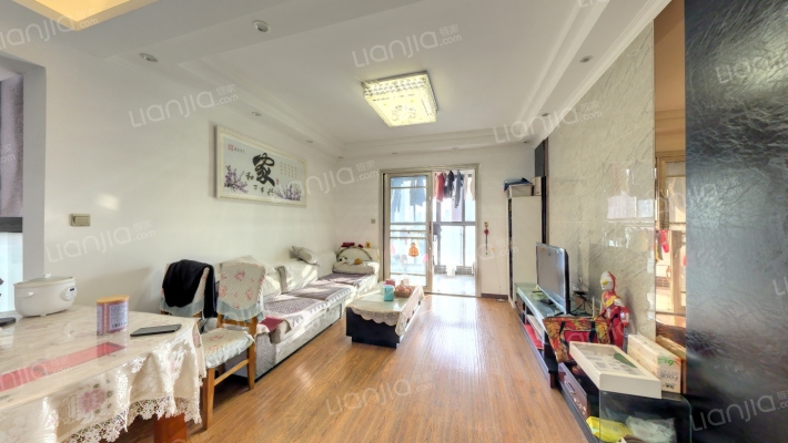 裕亚银湖城一期二手房实景图