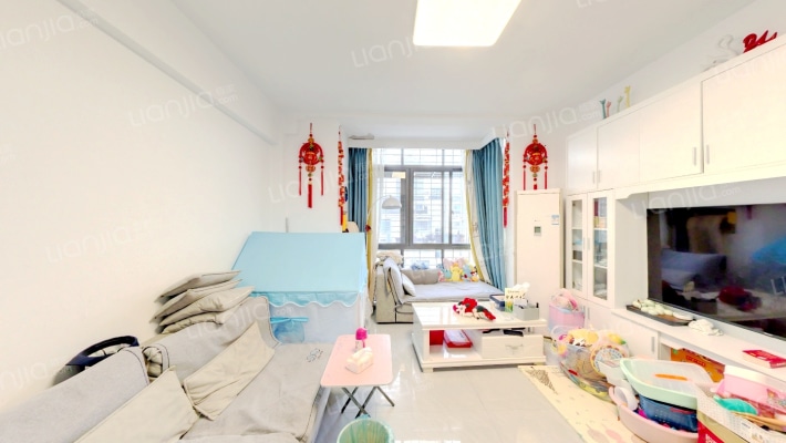 东方新城一期A8组团二手房实景图