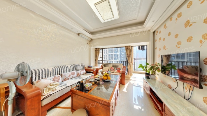 信义嘉御山5期二手房实景图