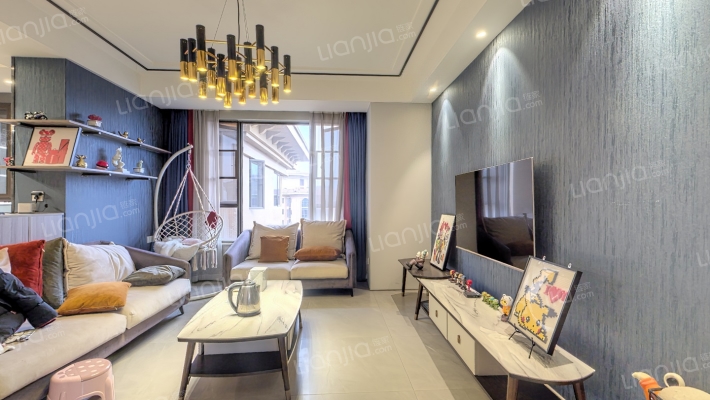 领地凯旋公馆二手房实景图