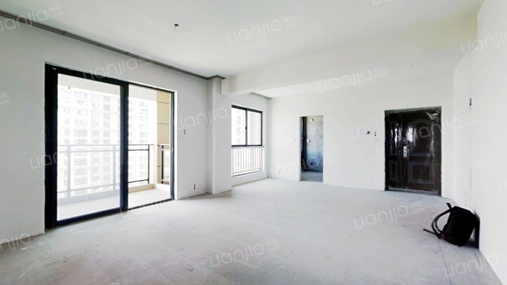 山根花苑二手房实景图