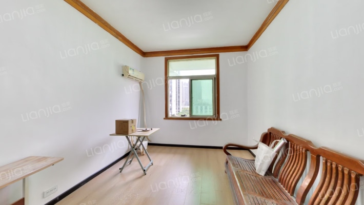 玫瑰西苑社区嘉园小区二手房实景图