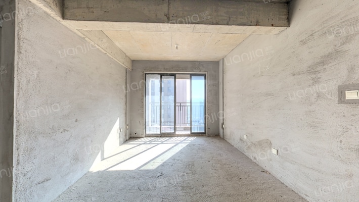 中交里城二手房实景图