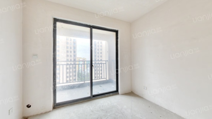 燕兴佳苑二手房实景图