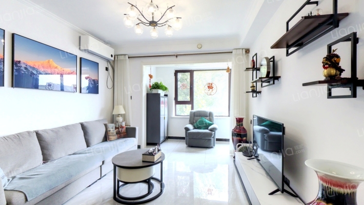 宝利新仕界二手房实景图