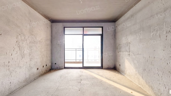 佳利名邸二手房实景图