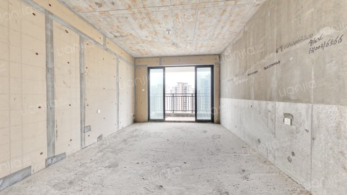 伊景园滨河苑二手房实景图