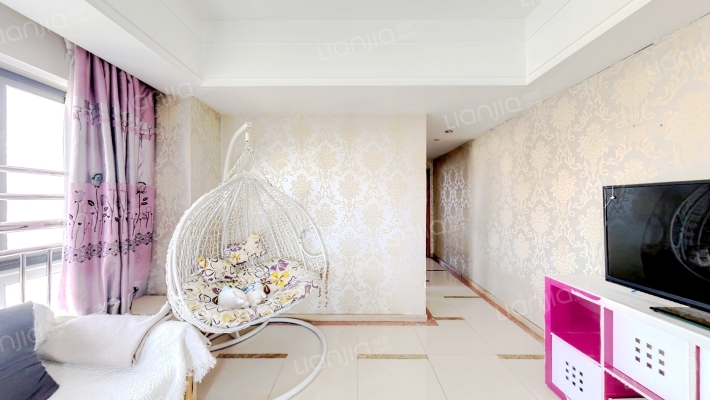 赞成领尚二手房实景图