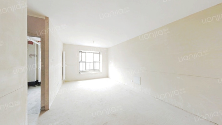 香江健康小镇玫瑰园二手房实景图